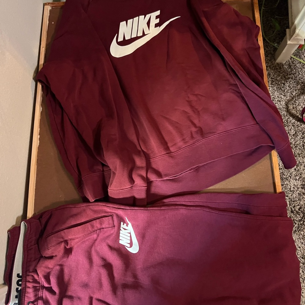 Nike Burgundy Sweatshirt and Jogger Set